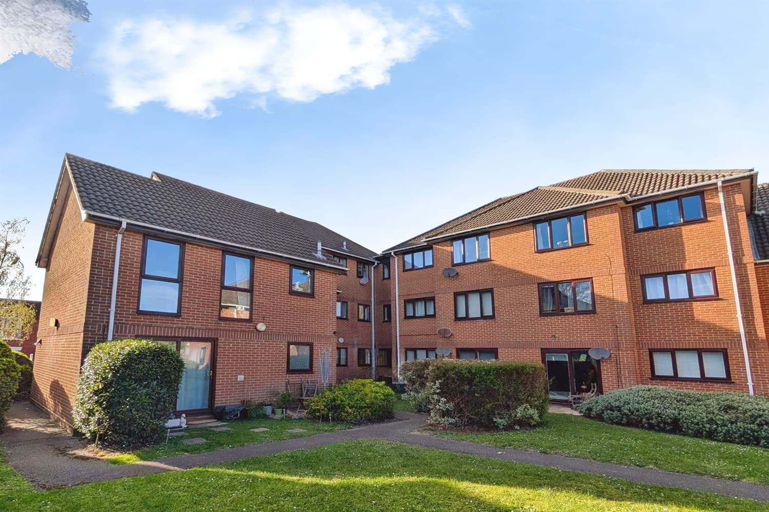 Park Road, Freemantle, Southampton,  SO15 ((Main)) - Image 1