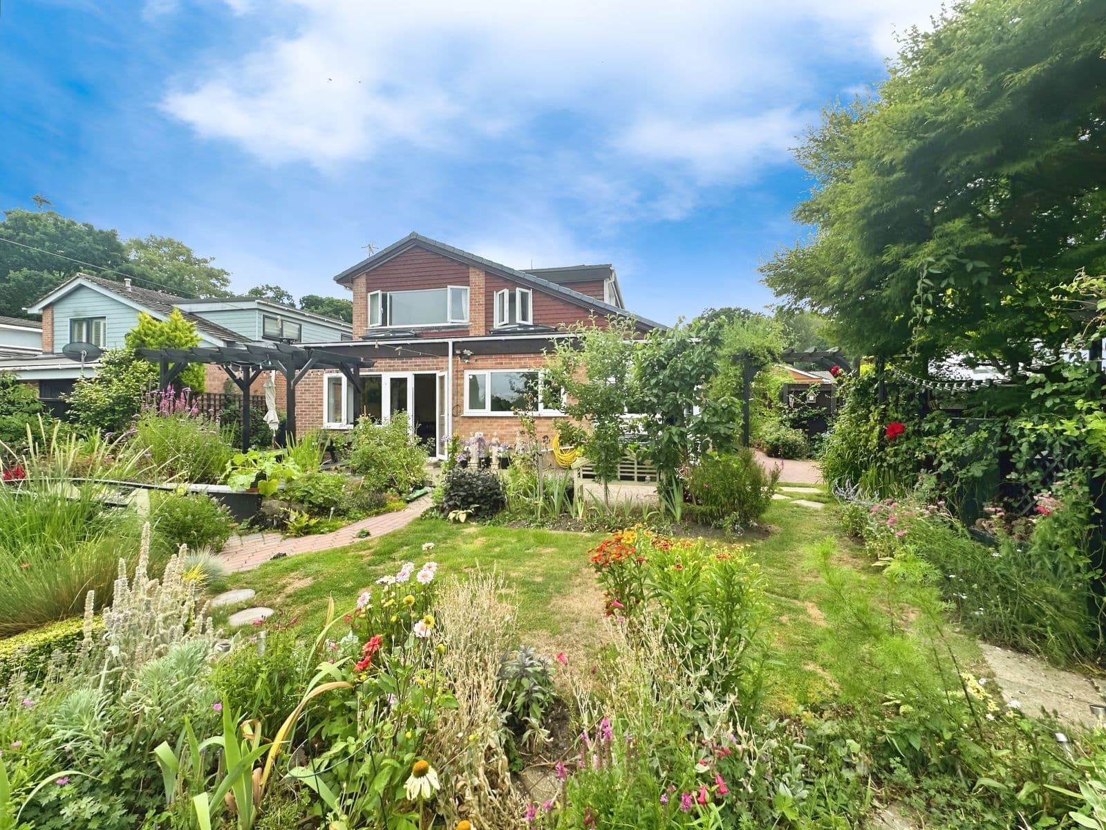 Curlew Close, Hythe, Southampton, SO45 3GD - Image 1