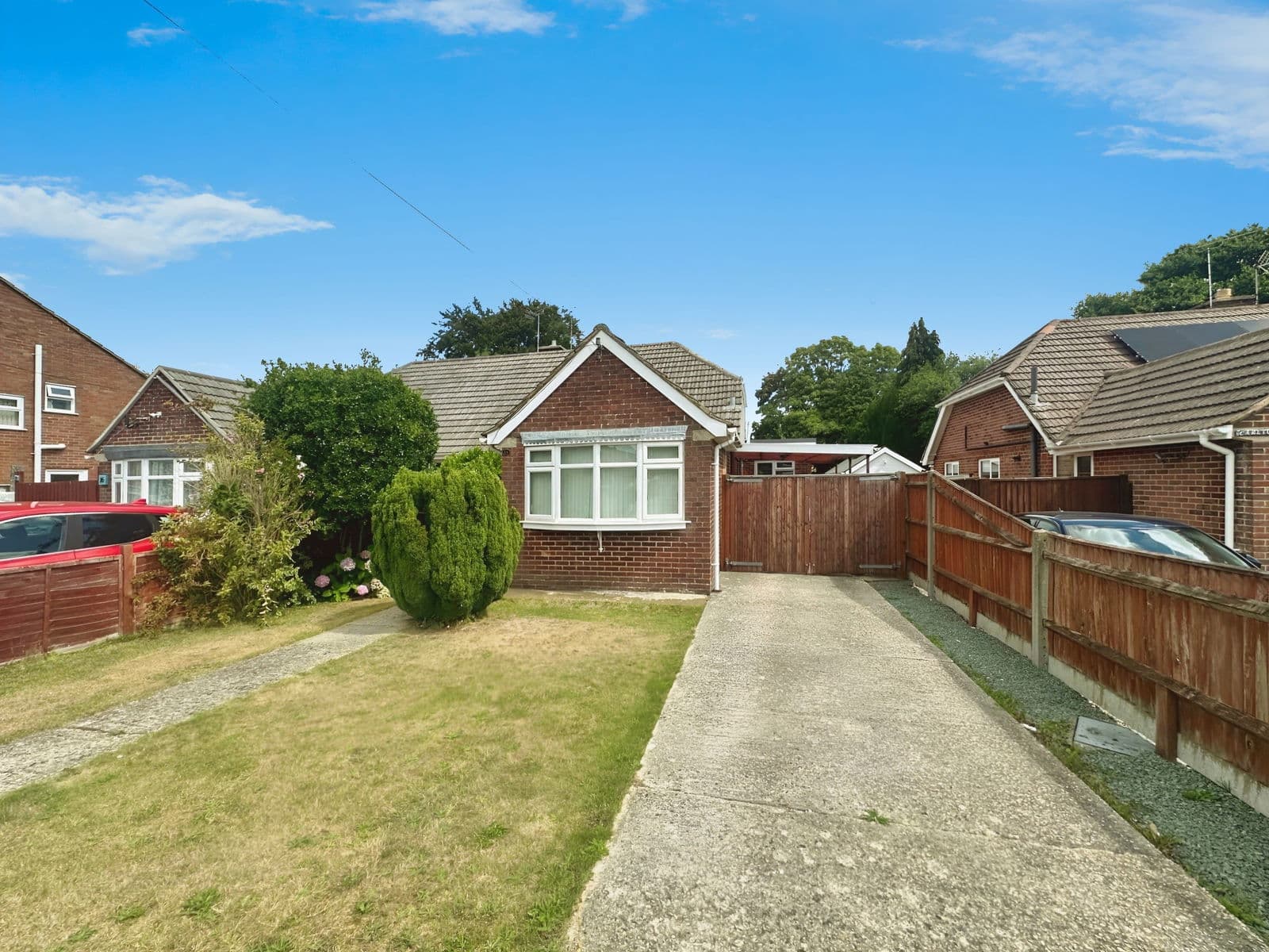 Arnwood Avenue, Dibden Purlieu, Southampton, SO45 4HN