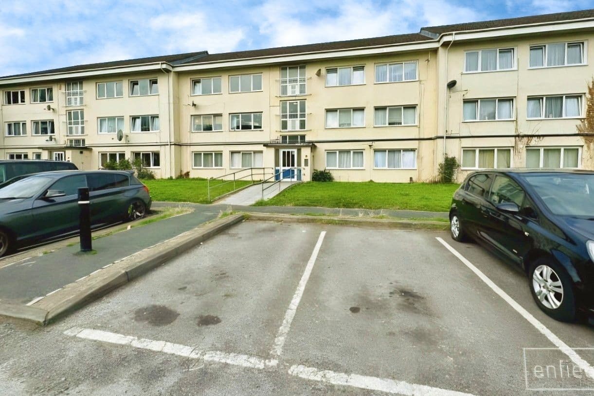 Pevensey Close, Southampton, SO16 9HF