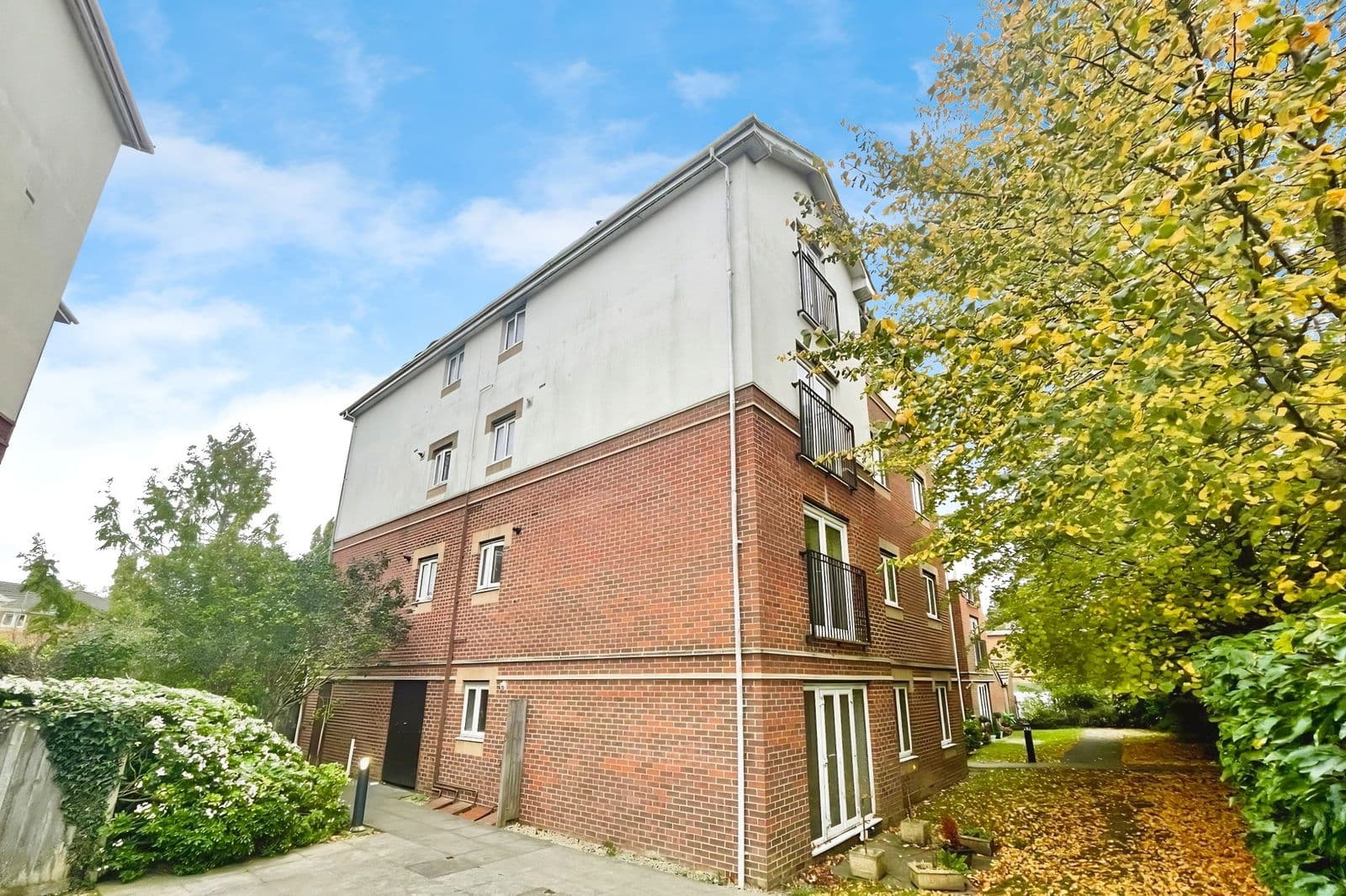 West End Road, Southampton, SO18 6PH