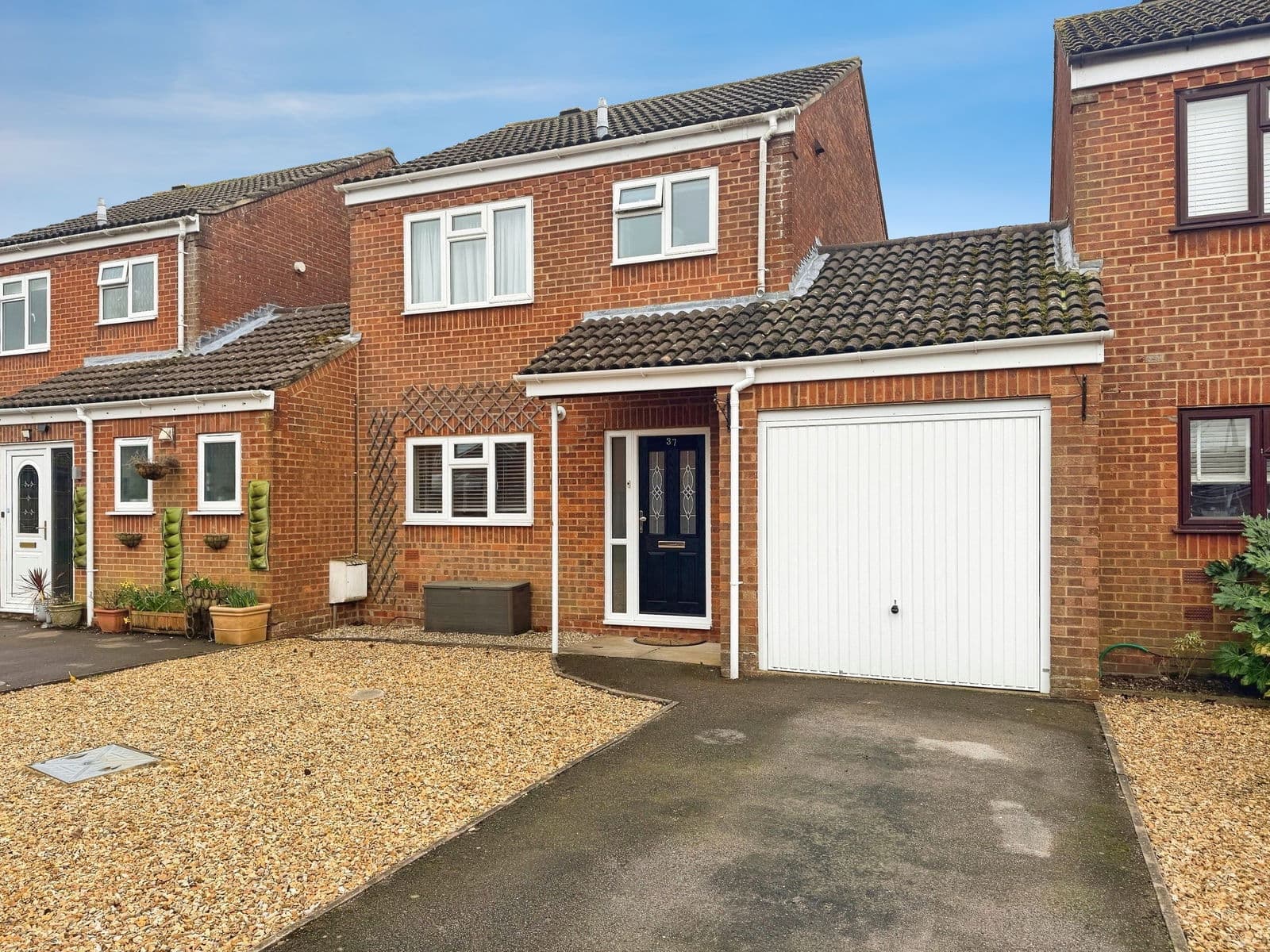 Larkspur Gardens, Holbury, SO45