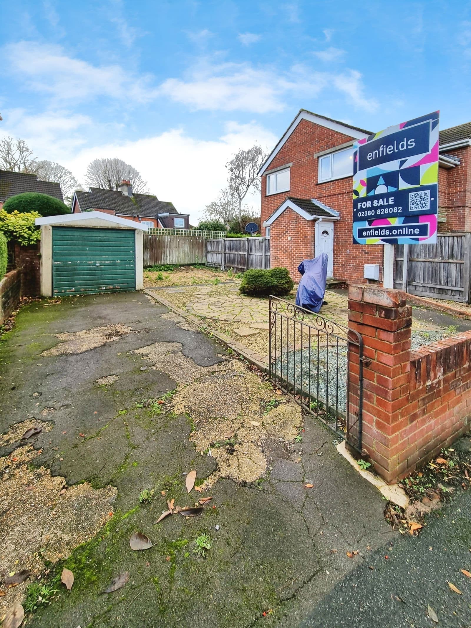 Dean Road, Southampton, SO18 6AU