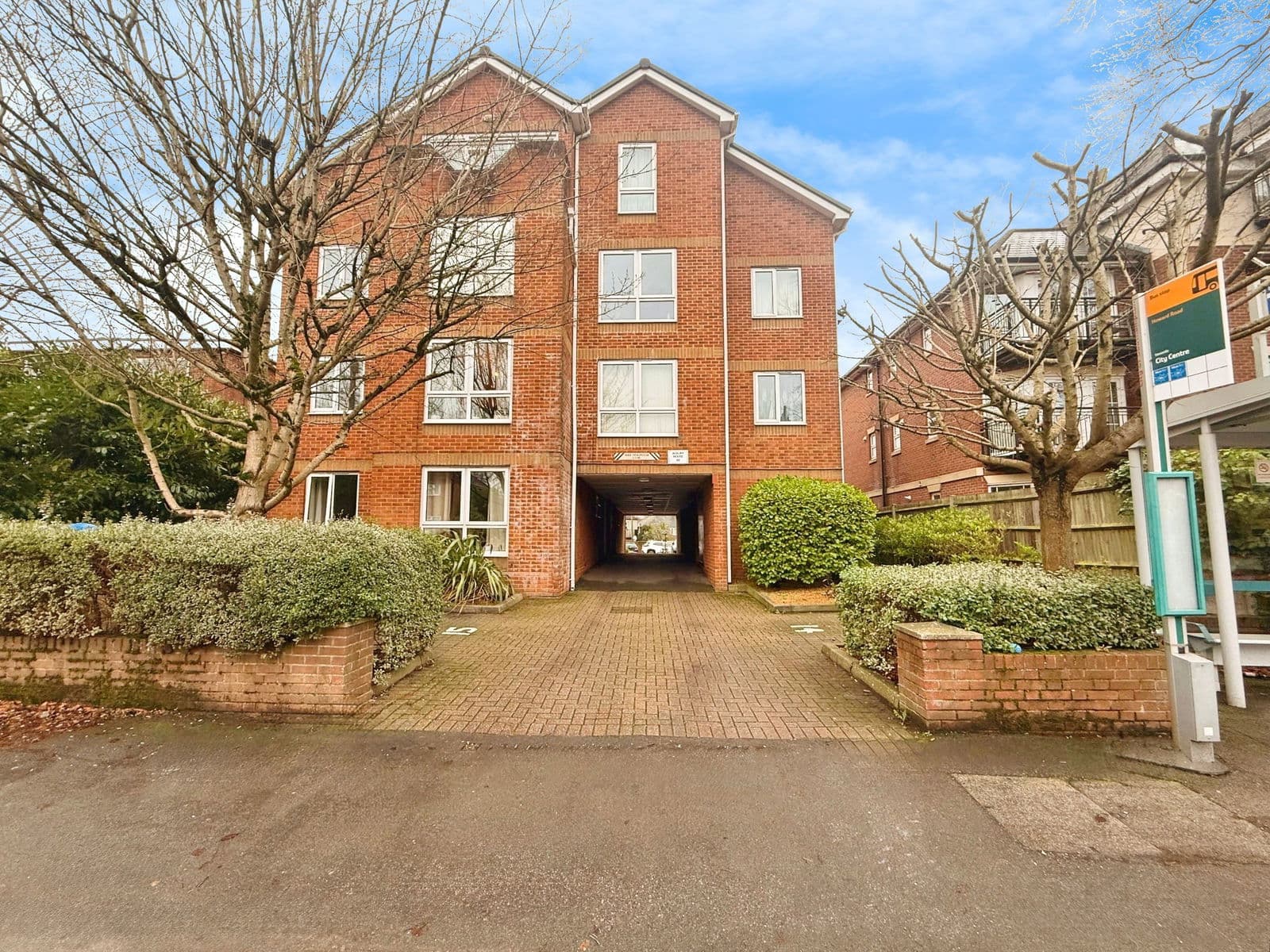 Hill Lane, Southampton, SO15 5FA