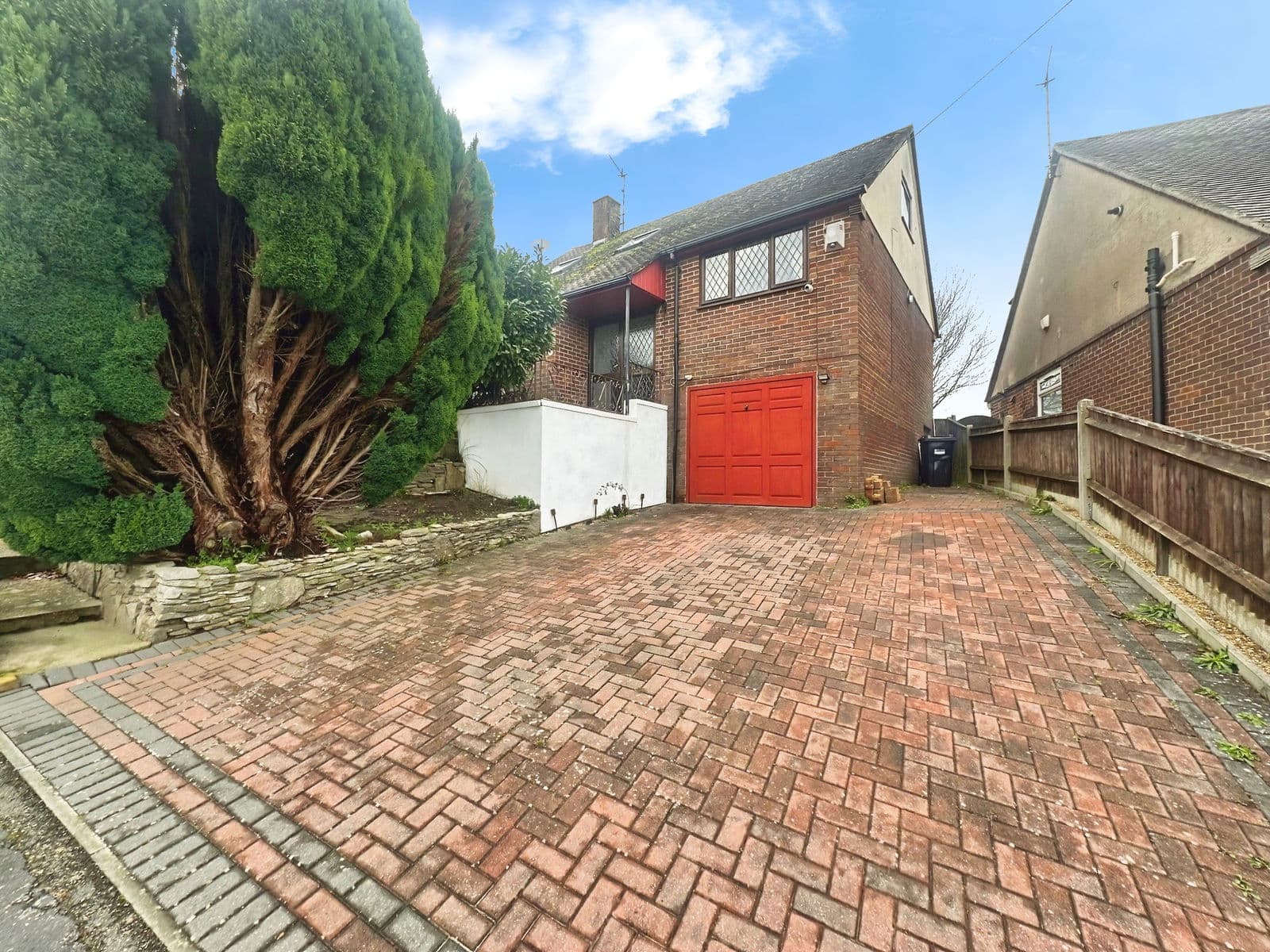 Hillview Road, Hythe, SO45